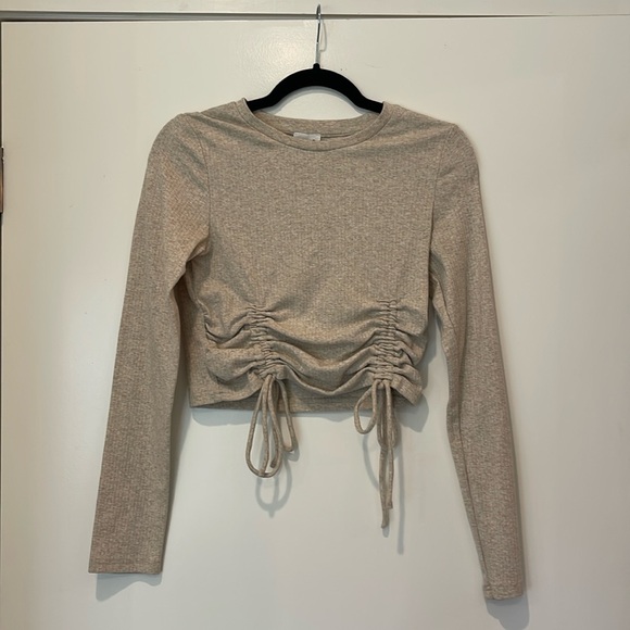 Beige Scrunched Top - Picture 1 of 2